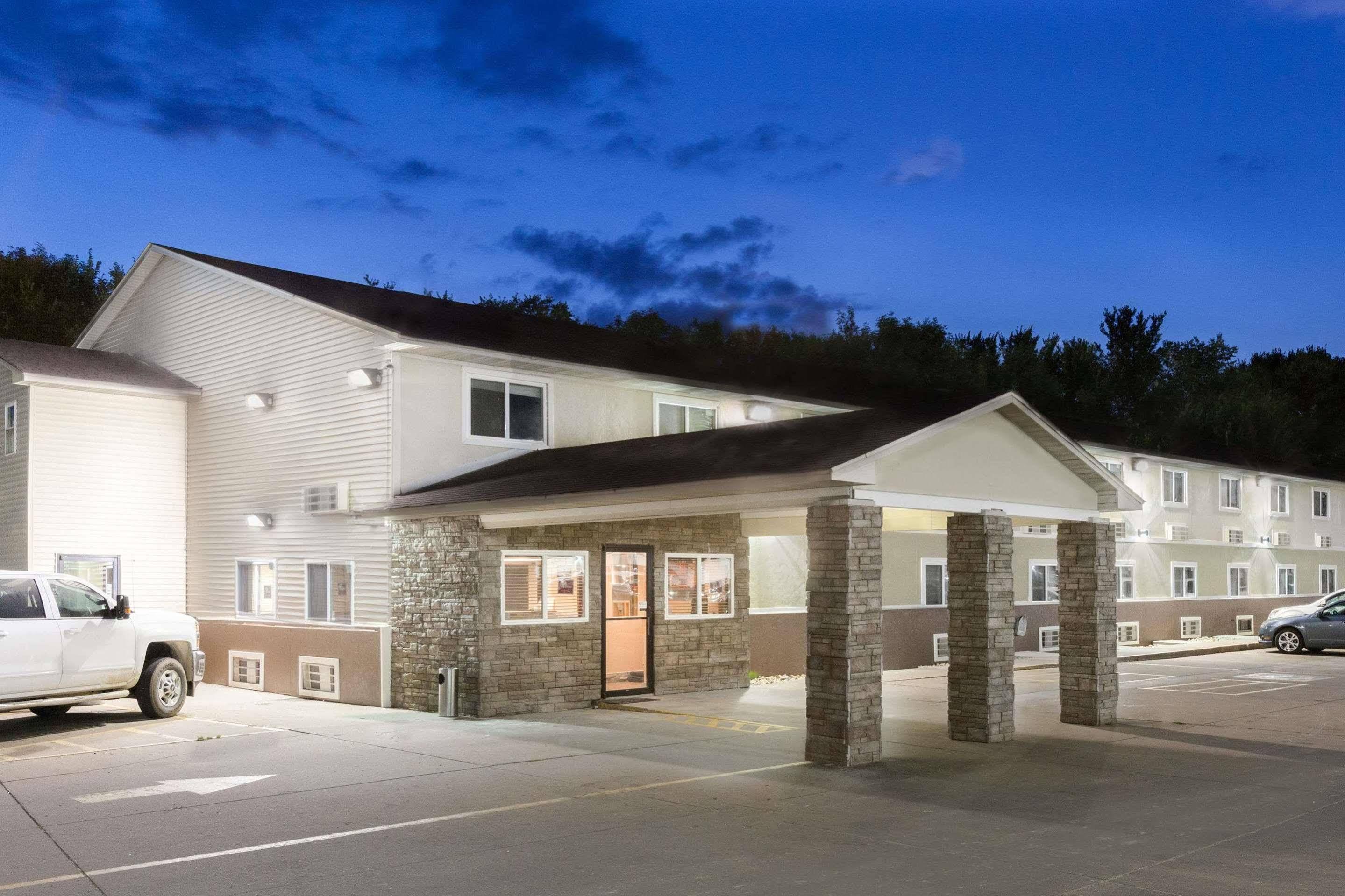 Super 8 By Wyndham Fort Madison Exteriér fotografie