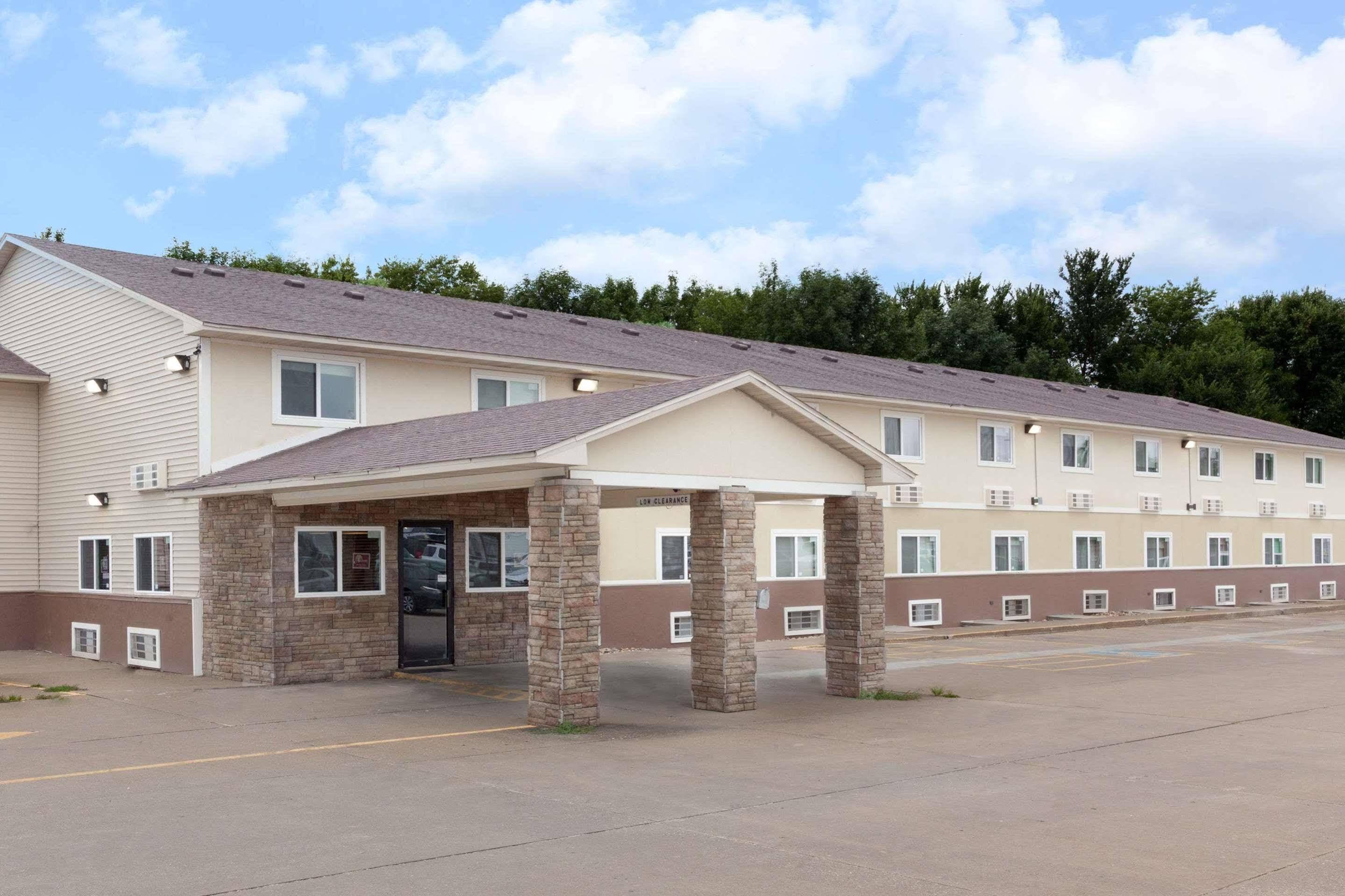 Super 8 By Wyndham Fort Madison Exteriér fotografie